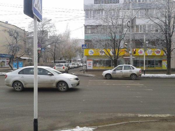 В Ставрополе на «зебре» под колеса внедорожника попала пенсионерка